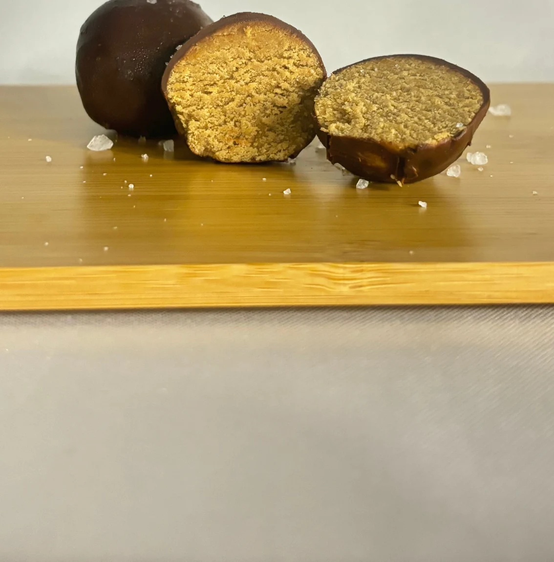 Nutty protein balls